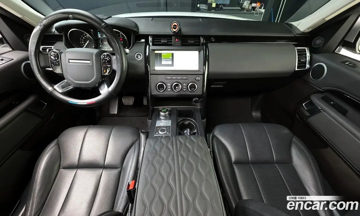 Land Rover Discovery 2019 3.0 автомат (гидро), фото 7 Land Rover Discovery 2019 3.0 автомат (гидро), фото 7