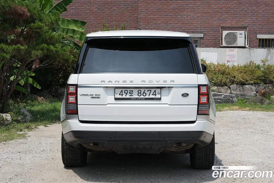 Land Rover Range Rover 2016 4.4 автомат (гидро), фото 4 Land Rover Range Rover 2016 4.4 автомат (гидро), фото 4