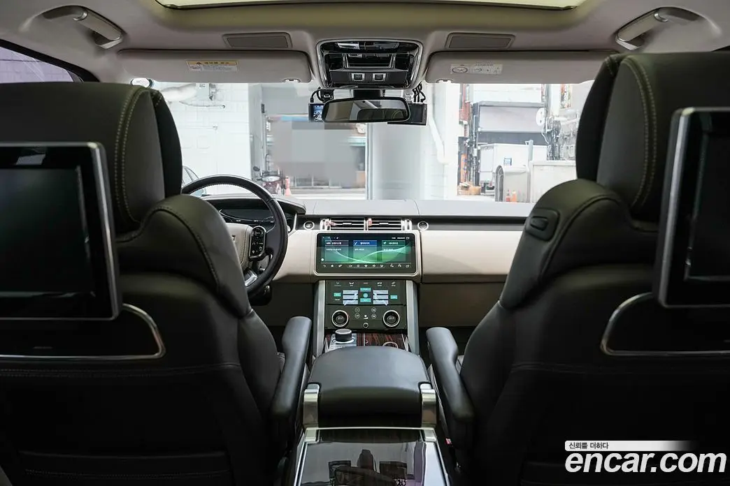Land Rover Range Rover 2016 4.4 автомат (гидро), фото 9 Land Rover Range Rover 2016 4.4 автомат (гидро), фото 9