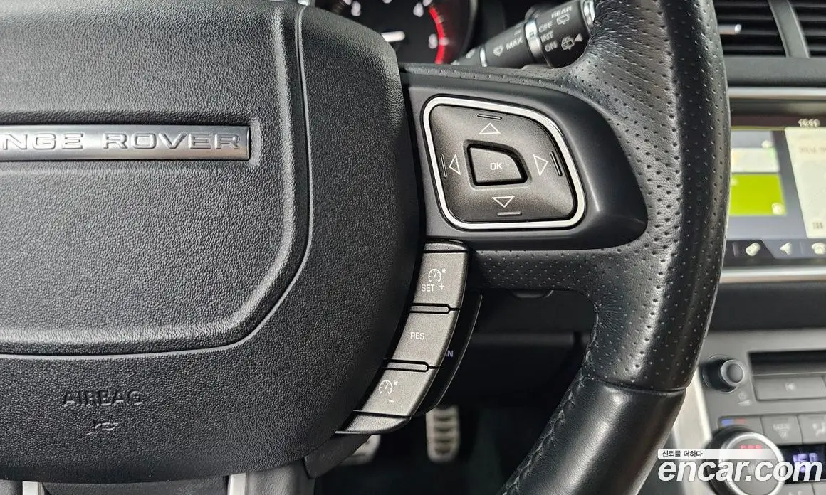 Land Rover Range Rover Evoque 2017 2.0 автомат (гидро), фото 22 Land Rover Range Rover Evoque 2017 2.0 автомат (гидро), фото 22