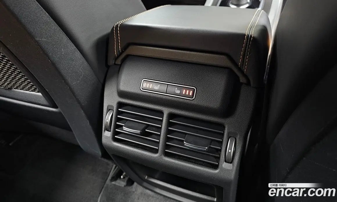 Land Rover Range Rover Evoque 2017 2.0 автомат (гидро), фото 31 Land Rover Range Rover Evoque 2017 2.0 автомат (гидро), фото 31