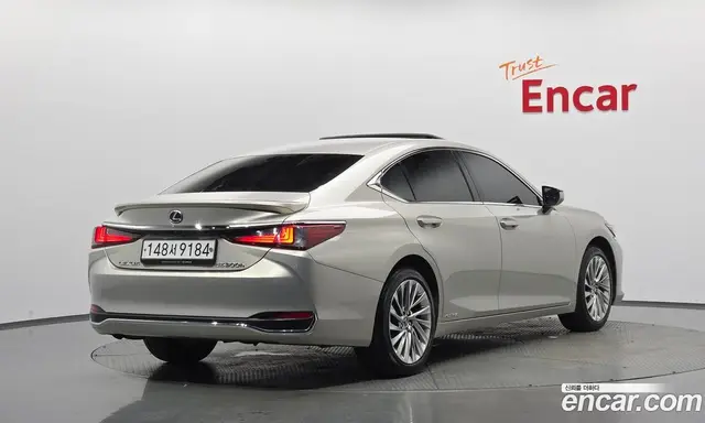 Lexus ES, 2020, 22 429 км
