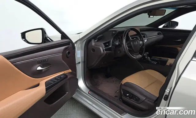 Lexus ES 2020 2.5 автомат (гидро), миниатюра 12