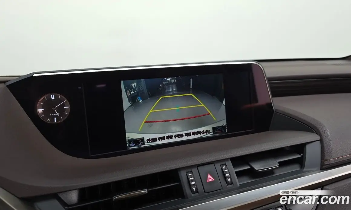 Lexus ES 2020 2.5 автомат (гидро), фото 21 Lexus ES 2020 2.5 автомат (гидро), фото 21