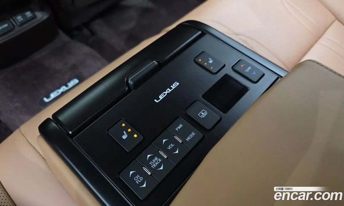 Lexus ES 2020 2.5 автомат (гидро), фото 31 Lexus ES 2020 2.5 автомат (гидро), фото 31