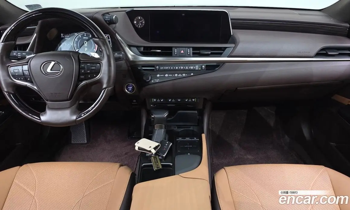 Lexus ES 2020 2.5 автомат (гидро), фото 9 Lexus ES 2020 2.5 автомат (гидро), фото 9