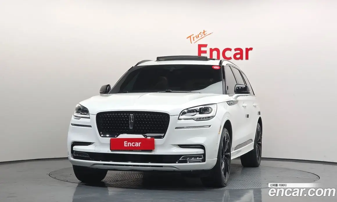 Lincoln Aviator 2023 3.0 автомат (гидро), фото 3 Lincoln Aviator 2023 3.0 автомат (гидро), фото 3