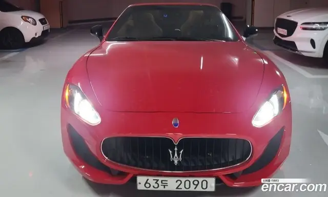 Maserati Gran Cabrio 2014 4.7 автомат (гидро), миниатюра 3 Maserati Gran Cabrio 2014 4.7 автомат (гидро), миниатюра 3