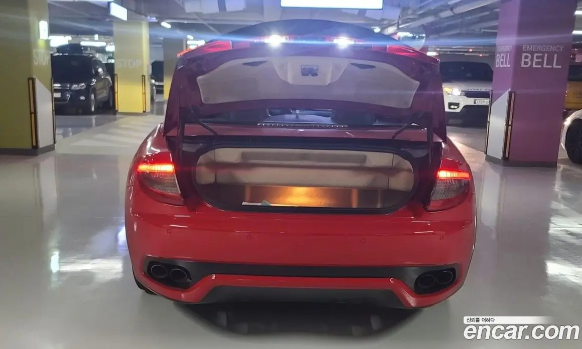 Maserati Gran Cabrio 2014 4.7 автомат (гидро), фото 9 Maserati Gran Cabrio 2014 4.7 автомат (гидро), фото 9