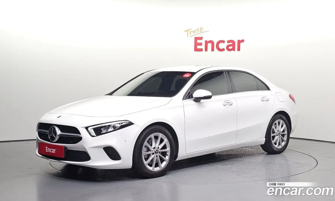 Mercedes-Benz A-Class 2020 2.0 автомат (гидро), фото 1 Mercedes-Benz A-Class 2020 2.0 автомат (гидро), фото 1