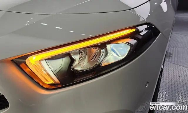 Mercedes-Benz A-Class 2020 2.0 автомат (гидро), миниатюра 8 Mercedes-Benz A-Class 2020 2.0 автомат (гидро), миниатюра 8
