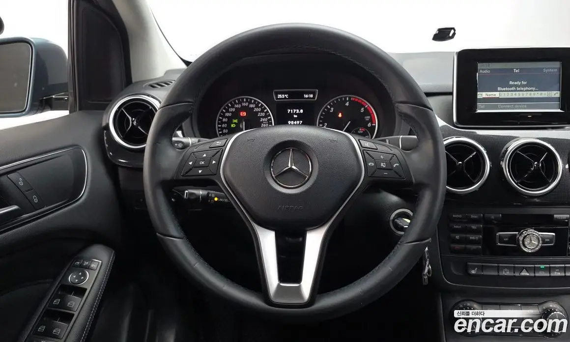 Mercedes-Benz B-Class 2013 1.8 автомат (гидро), фото 13 Mercedes-Benz B-Class 2013 1.8 автомат (гидро), фото 13