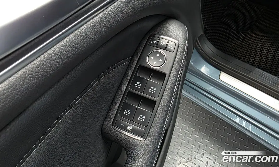 Mercedes-Benz B-Class 2013 1.8 автомат (гидро), фото 19 Mercedes-Benz B-Class 2013 1.8 автомат (гидро), фото 19