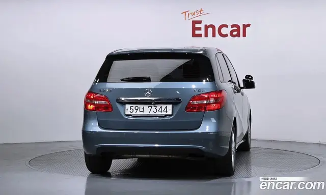 Mercedes-Benz B-Class 2013 1.8 автомат (гидро), миниатюра 4 Mercedes-Benz B-Class 2013 1.8 автомат (гидро), миниатюра 4