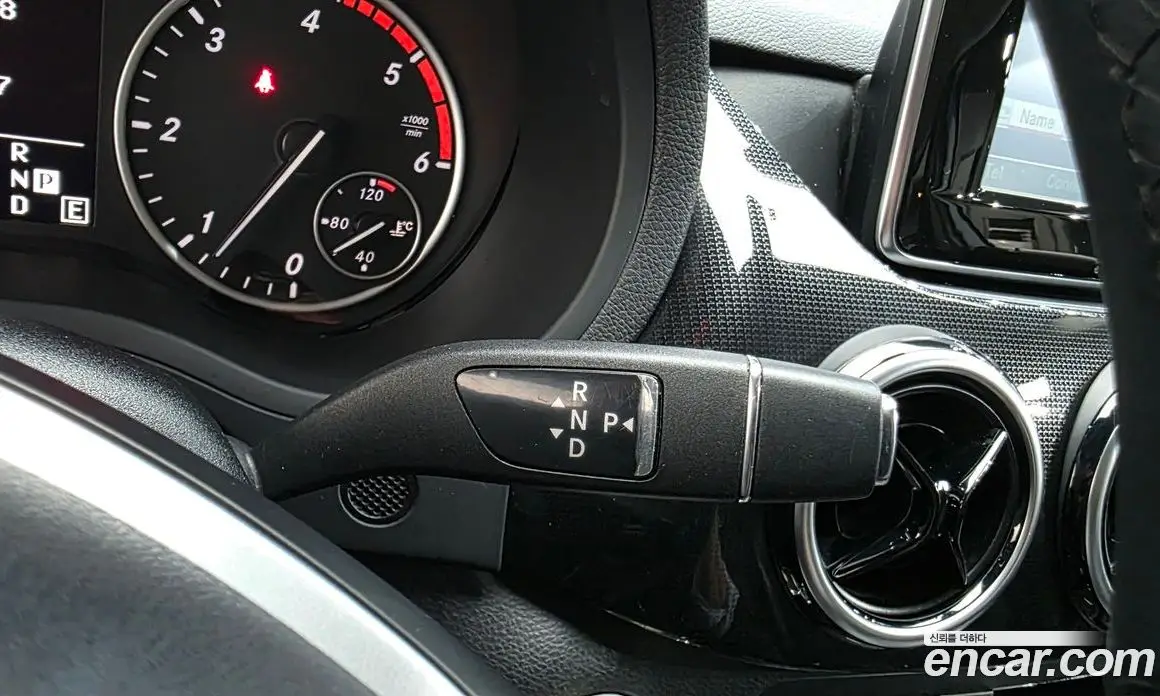 Mercedes-Benz B-Class 2013 1.8 автомат (гидро), фото 9 Mercedes-Benz B-Class 2013 1.8 автомат (гидро), фото 9