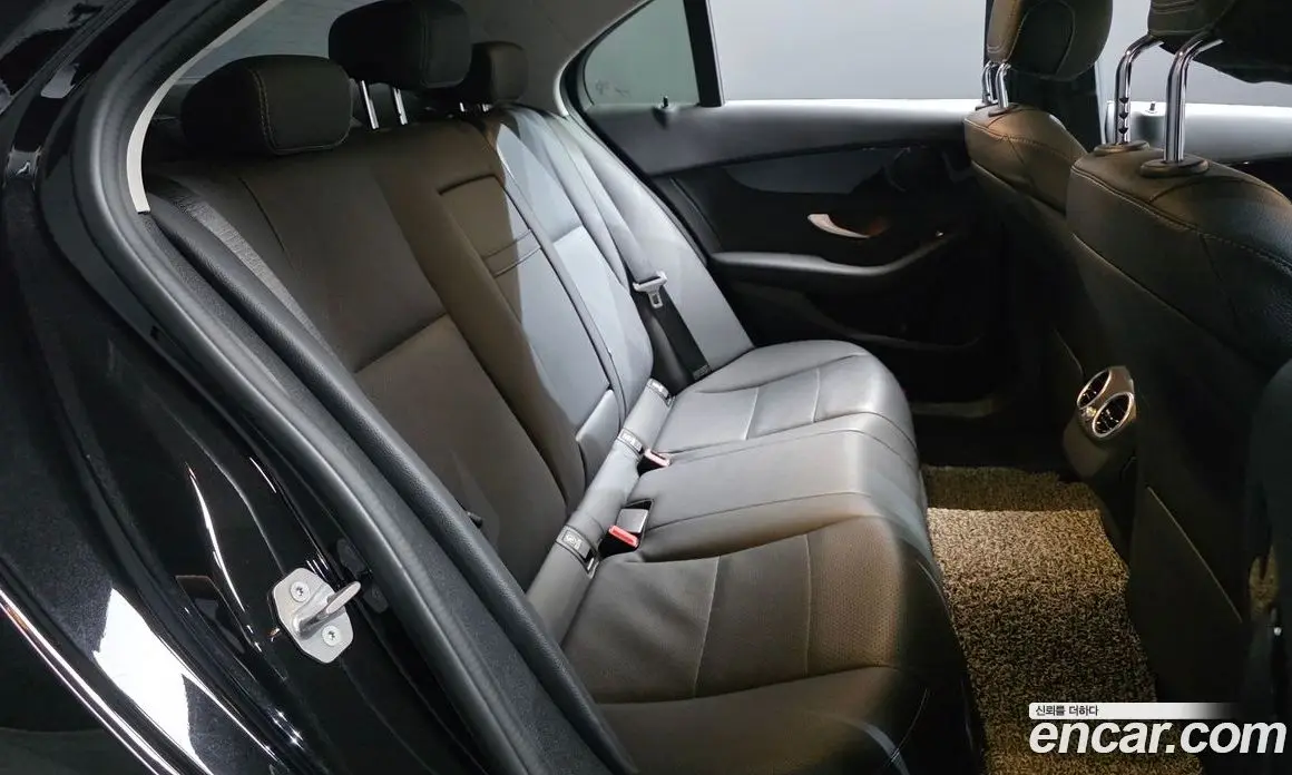 Mercedes-Benz C-Class 2019 2.0 автомат (гидро), фото 17