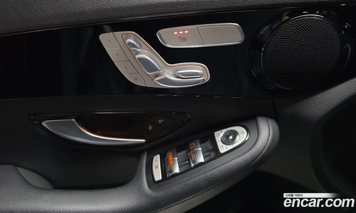Mercedes-Benz C-Class 2019 2.0 автомат (гидро), фото 23