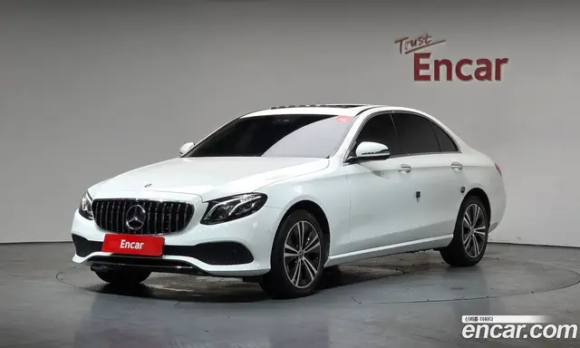 Mercedes-Benz E-Class, 2020, 61 630 км