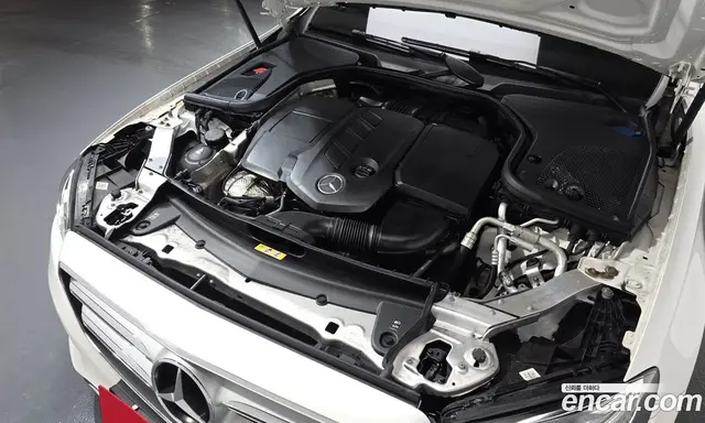Mercedes-Benz E-Class 2020 1.9 автомат (гидро), миниатюра 6