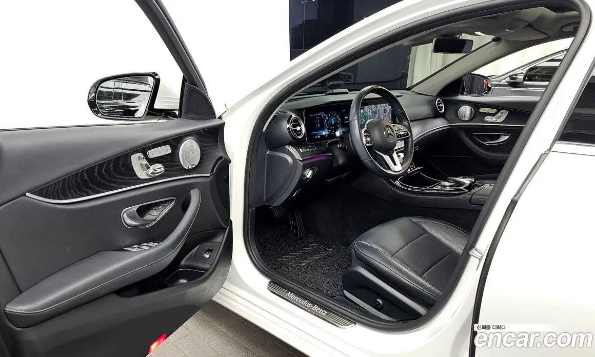 Mercedes-Benz E-Class 2020 2.0 автомат (гидро), фото 13 Mercedes-Benz E-Class 2020 2.0 автомат (гидро), фото 13