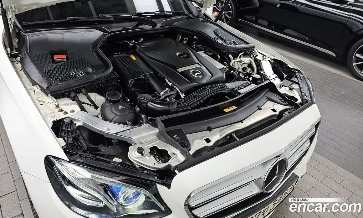 Mercedes-Benz E-Class 2020 2.0 автомат (гидро), фото 6 Mercedes-Benz E-Class 2020 2.0 автомат (гидро), фото 6