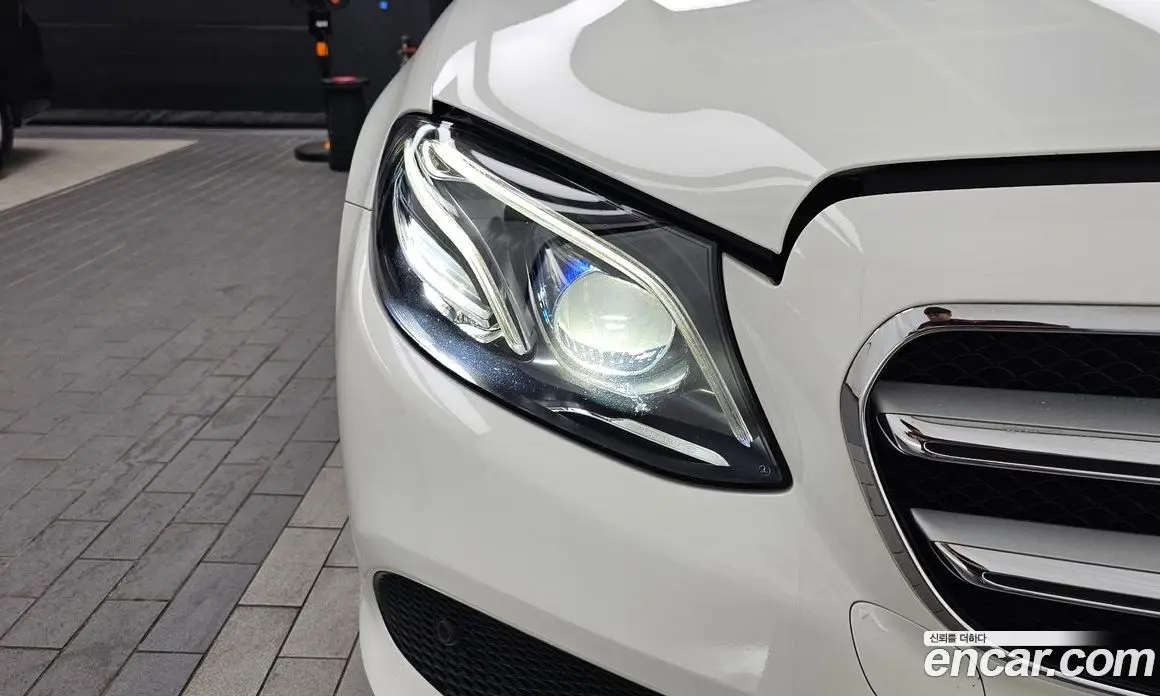 Mercedes-Benz E-Class 2020 2.0 автомат (гидро), фото 8 Mercedes-Benz E-Class 2020 2.0 автомат (гидро), фото 8
