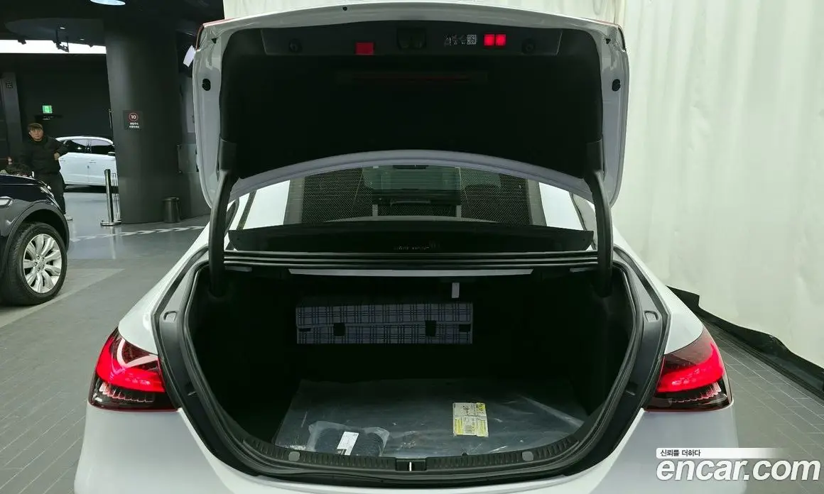 Mercedes-Benz E-Class 2022 2.0 автомат (гидро), фото 20