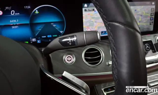 Mercedes-Benz E-Class 2022 2.0 автомат (гидро), миниатюра 9