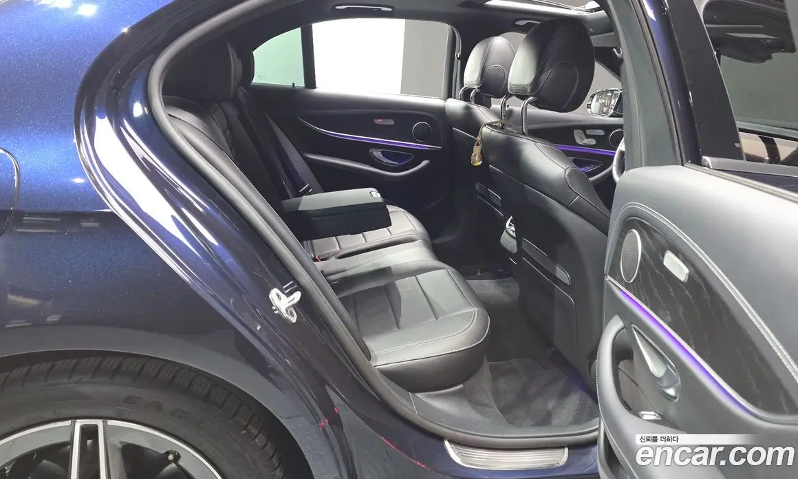 Mercedes-Benz E-Class 2022 2.0 автомат (гидро), фото 17 Mercedes-Benz E-Class 2022 2.0 автомат (гидро), фото 17