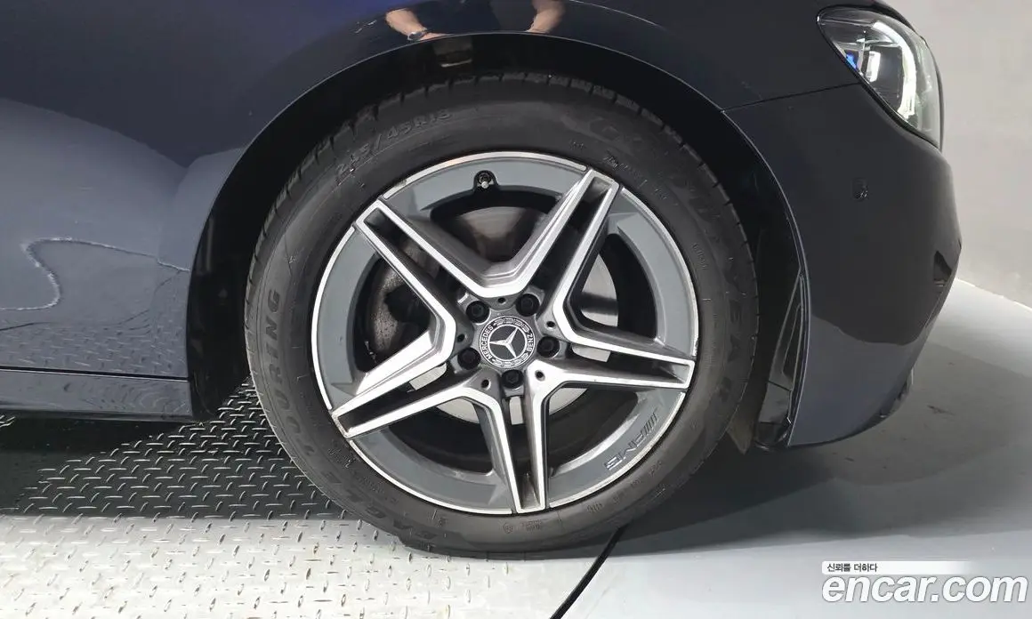 Mercedes-Benz E-Class 2022 2.0 автомат (гидро), фото 7 Mercedes-Benz E-Class 2022 2.0 автомат (гидро), фото 7