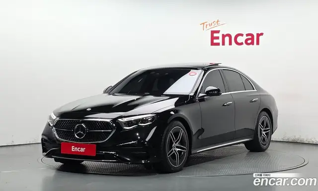 Mercedes-Benz E-Class 2024 2.0 автомат (гидро), миниатюра 1 Mercedes-Benz E-Class 2024 2.0 автомат (гидро), миниатюра 1