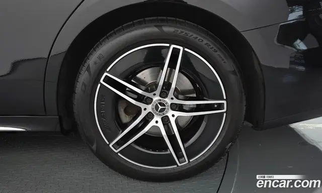 Mercedes-Benz E-Class 2024 2.0 автомат (гидро), миниатюра 7 Mercedes-Benz E-Class 2024 2.0 автомат (гидро), миниатюра 7