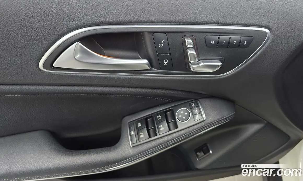 Mercedes-Benz GLA-Class 2018 2.0 автомат (гидро), фото 24