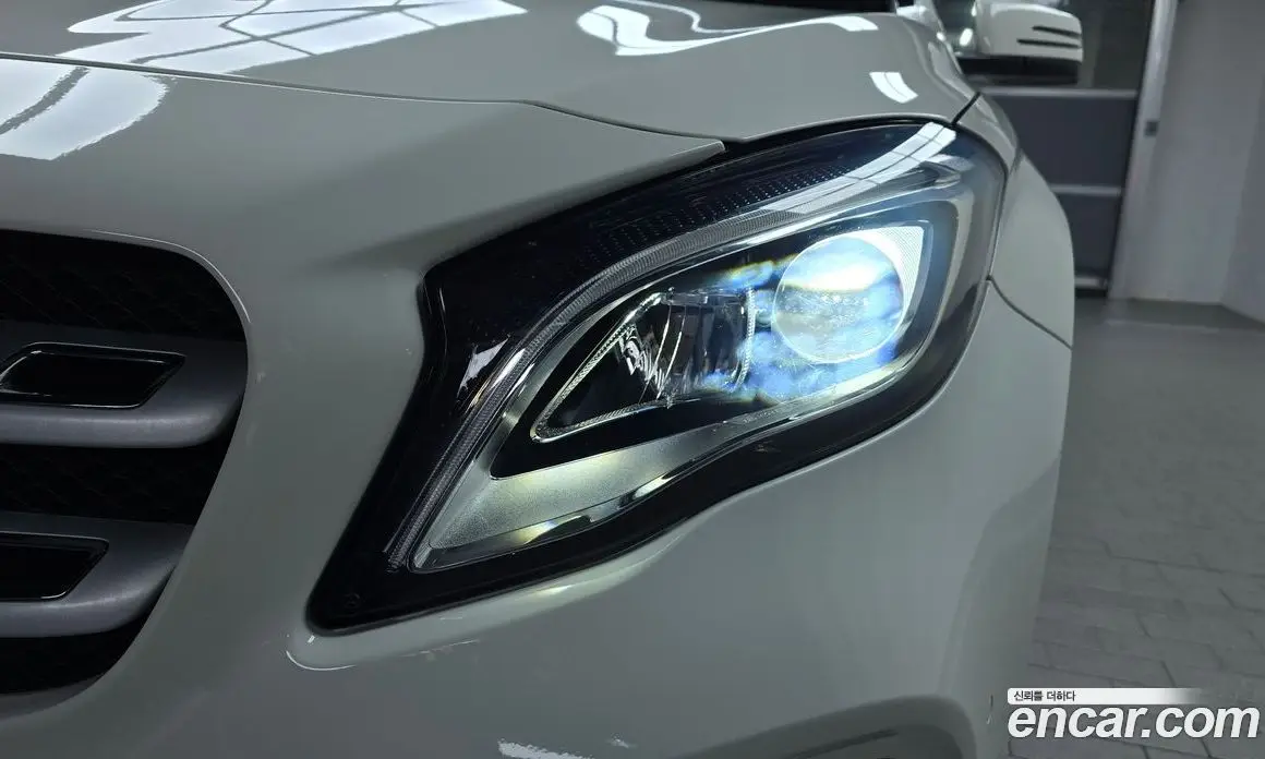 Mercedes-Benz GLA-Class 2018 2.0 автомат (гидро), фото 8