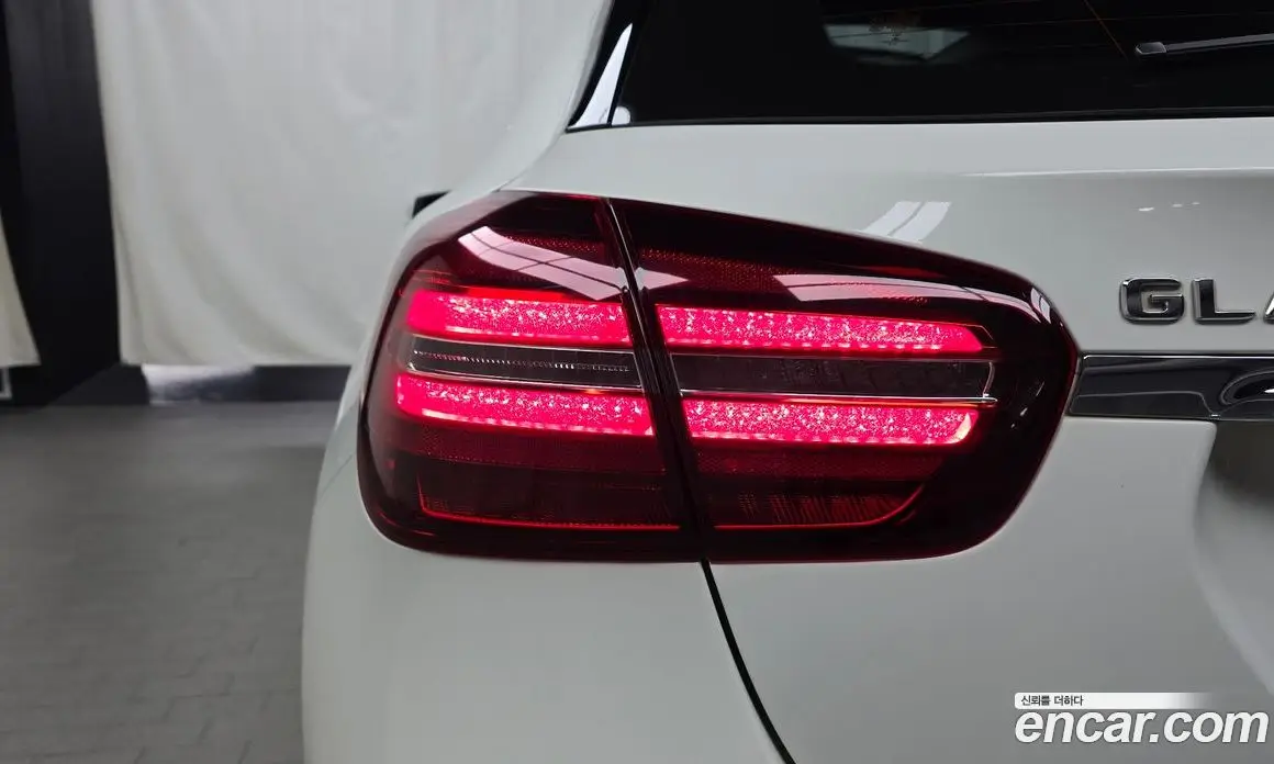 Mercedes-Benz GLA-Class 2018 2.0 автомат (гидро), фото 9