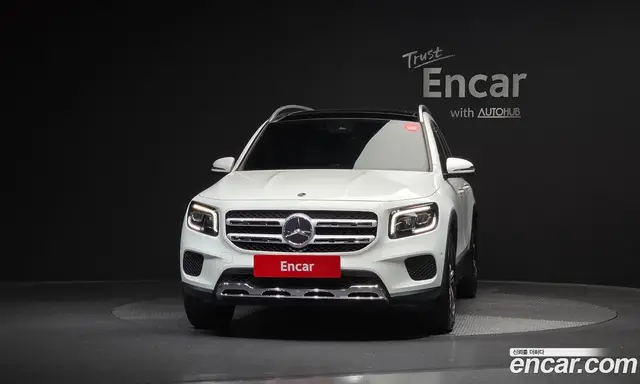 Mercedes-Benz GLB-Class 2021 2.0 автомат (гидро), миниатюра 3