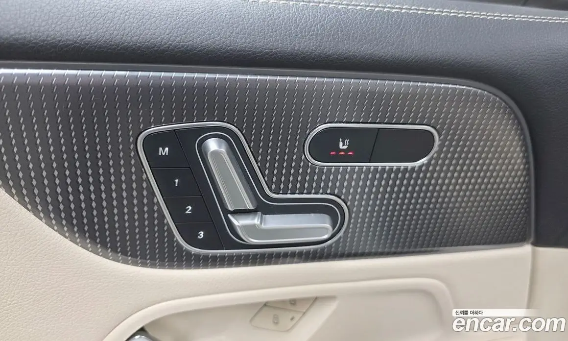 Mercedes-Benz GLB-Class 2021 2.0 автомат (гидро), фото 29