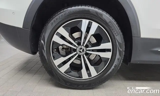 Mercedes-Benz GLB-Class 2021 2.0 автомат (гидро), миниатюра 5
