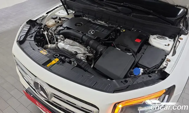 Mercedes-Benz GLB-Class 2021 2.0 автомат (гидро), миниатюра 6