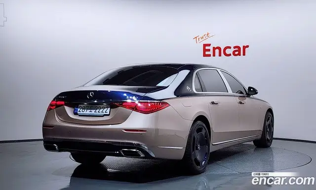 Mercedes-Benz S-Class 2023 6.0 автомат (гидро), миниатюра 2