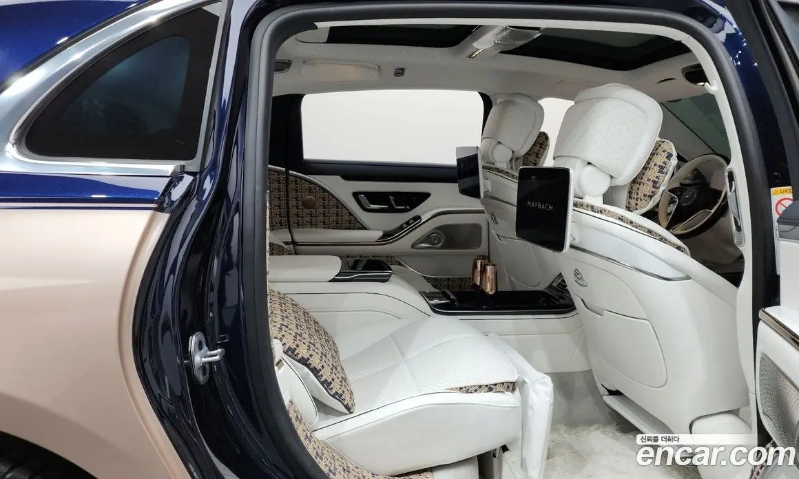 Mercedes-Benz S-Class 2023 6.0 автомат (гидро), фото 12