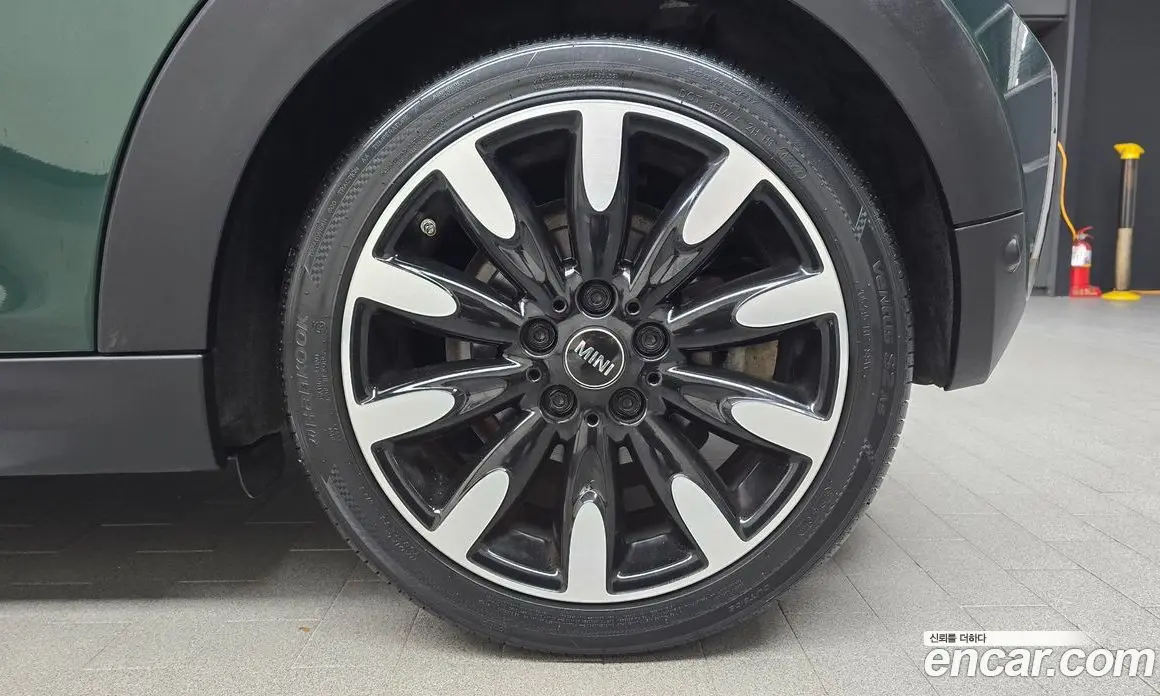 Mini Cooper 2019 1.5 автомат (гидро), фото 7