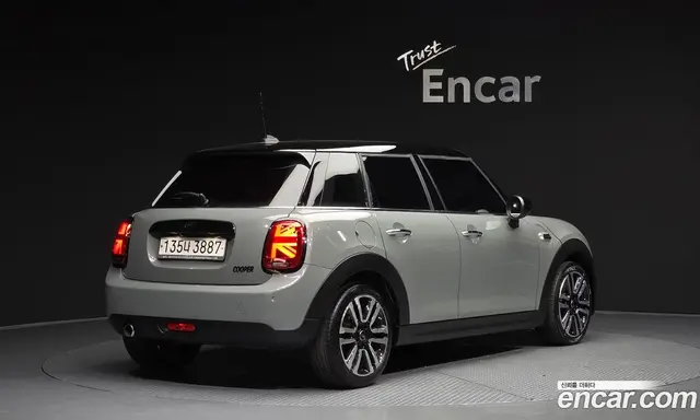 Mini Cooper 2020 1.5 автомат (гидро), миниатюра 2