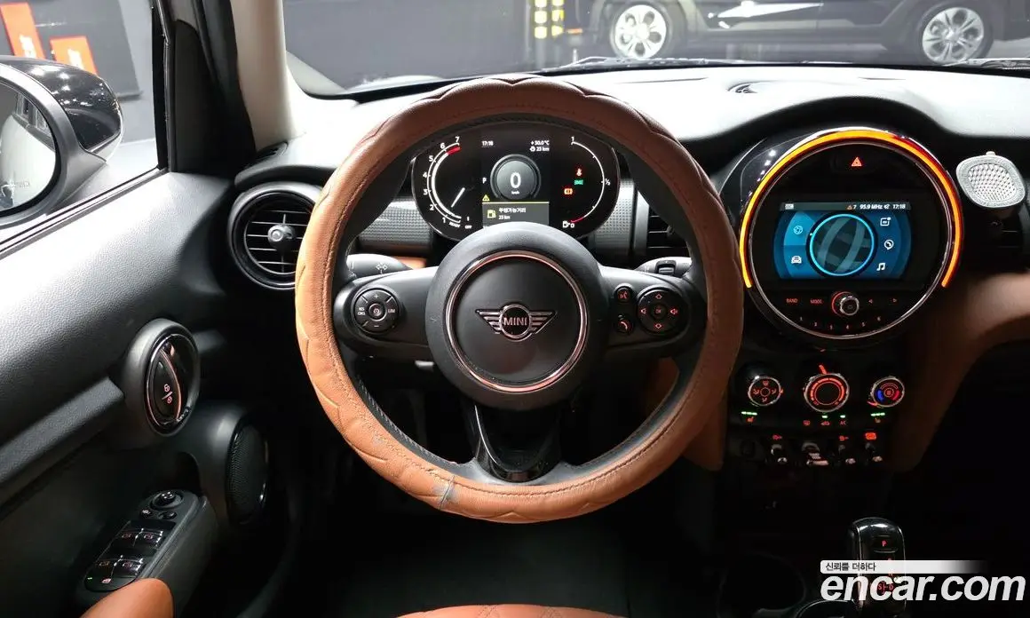 Mini Cooper 2020 1.5 автомат (гидро), фото 19