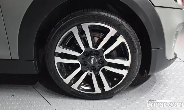 Mini Cooper 2020 1.5 автомат (гидро), миниатюра 7