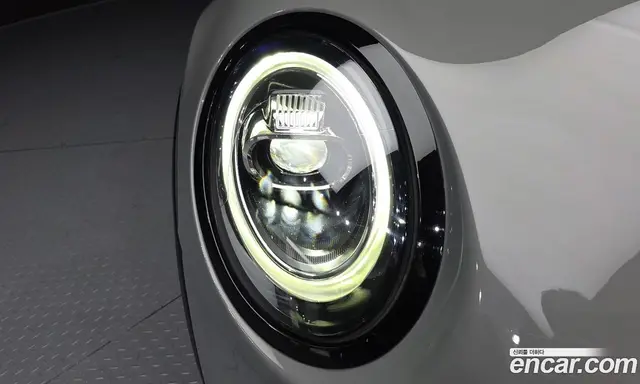 Mini Cooper 2020 1.5 автомат (гидро), миниатюра 8