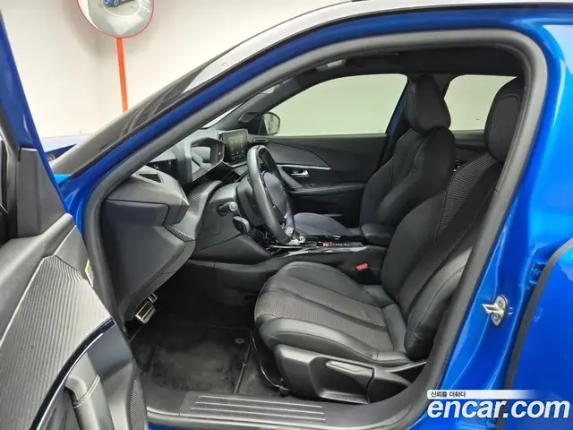 Peugeot 2008 2022 автомат (гидро), миниатюра 11 Peugeot 2008 2022 автомат (гидро), миниатюра 11
