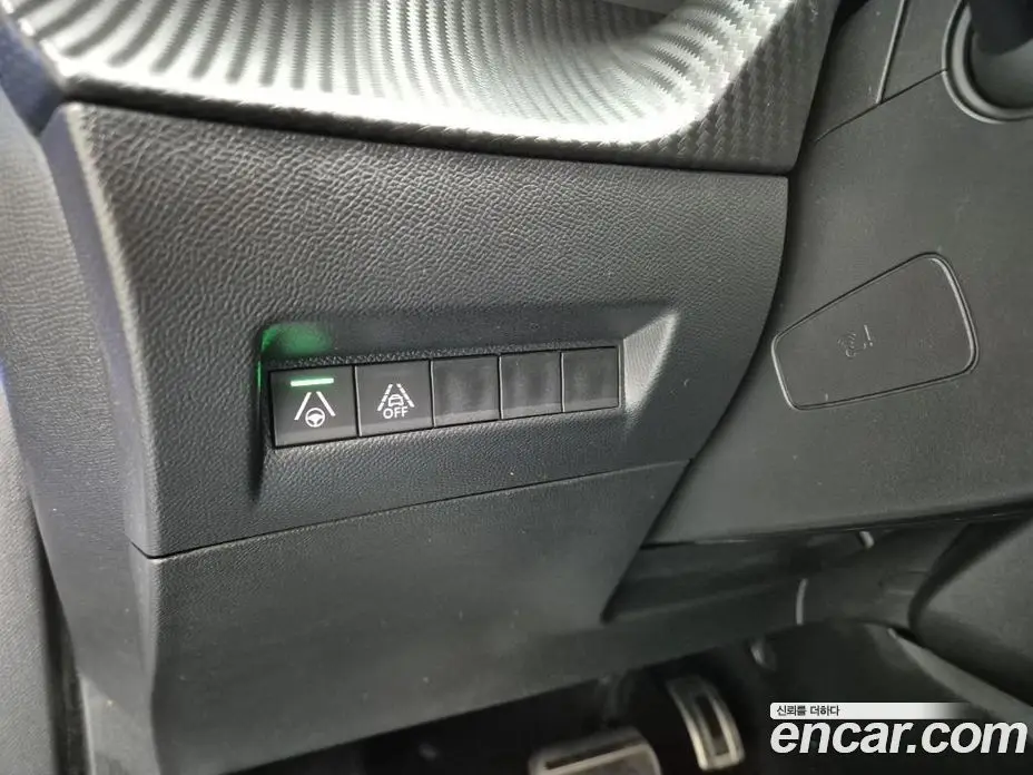Peugeot 2008 2022 автомат (гидро), фото 16 Peugeot 2008 2022 автомат (гидро), фото 16