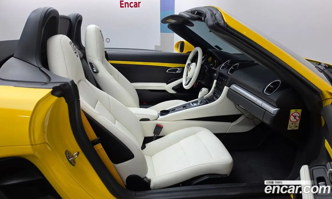 Porsche 718 2018 2.5 автомат (гидро), фото 16 Porsche 718 2018 2.5 автомат (гидро), фото 16