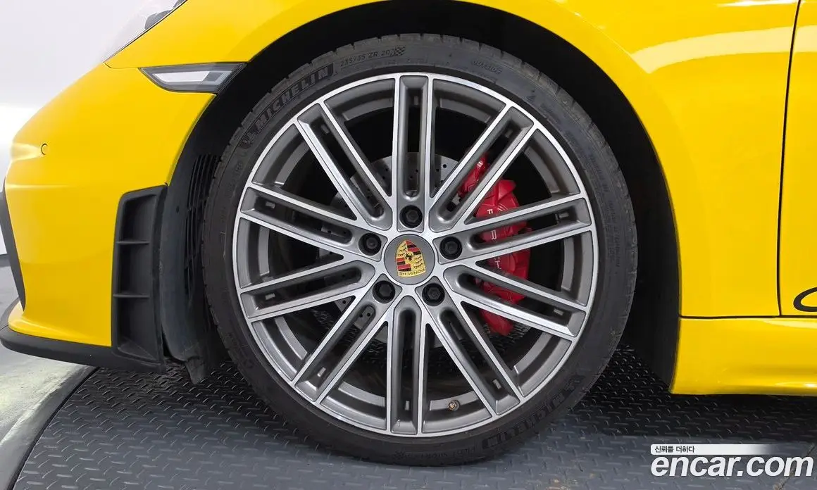 Porsche 718 2018 2.5 автомат (гидро), фото 5 Porsche 718 2018 2.5 автомат (гидро), фото 5